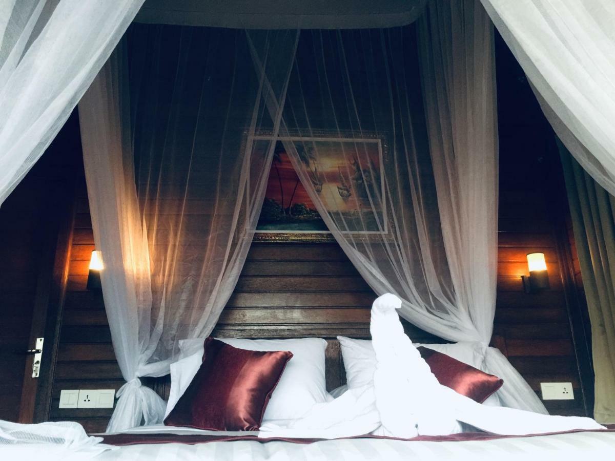 Sunday Huts Lembongan Hotel Buitenkant foto