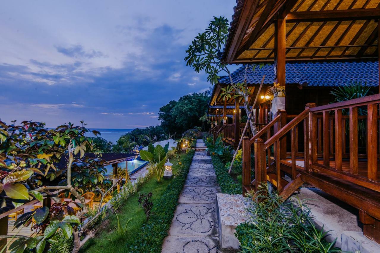 Sunday Huts Lembongan Hotel Buitenkant foto