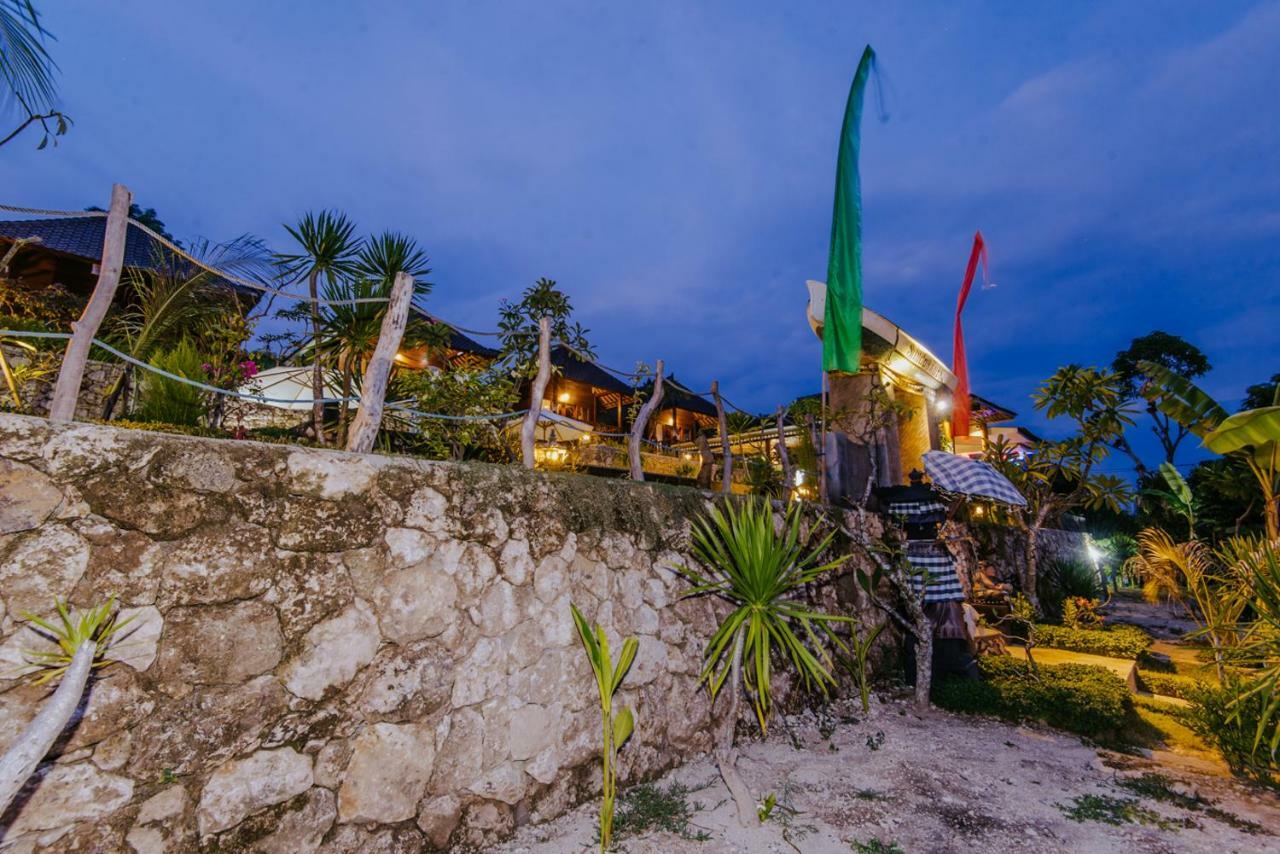 Sunday Huts Lembongan Hotel Buitenkant foto