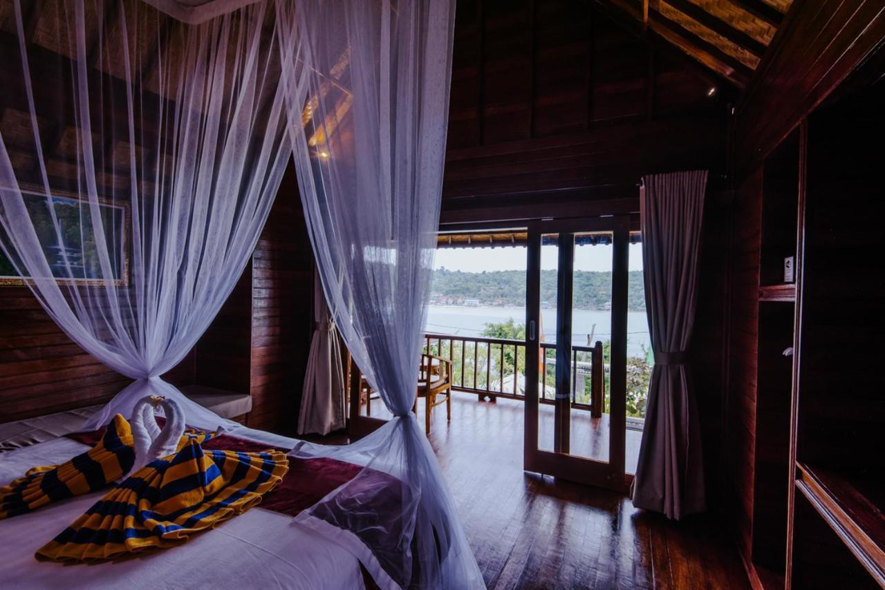 Sunday Huts Lembongan Hotel Buitenkant foto
