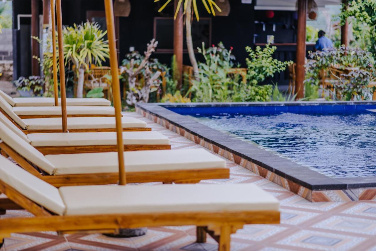 Sunday Huts Lembongan Hotel Buitenkant foto